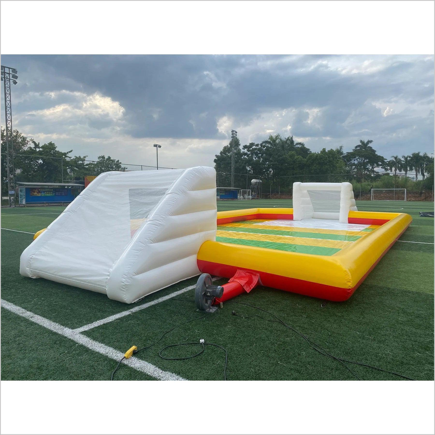 Inflatable Football Arena Pitch, Inflatable Soccer Arena Field With Abstacle Soccer Field - Inflatable-Zone