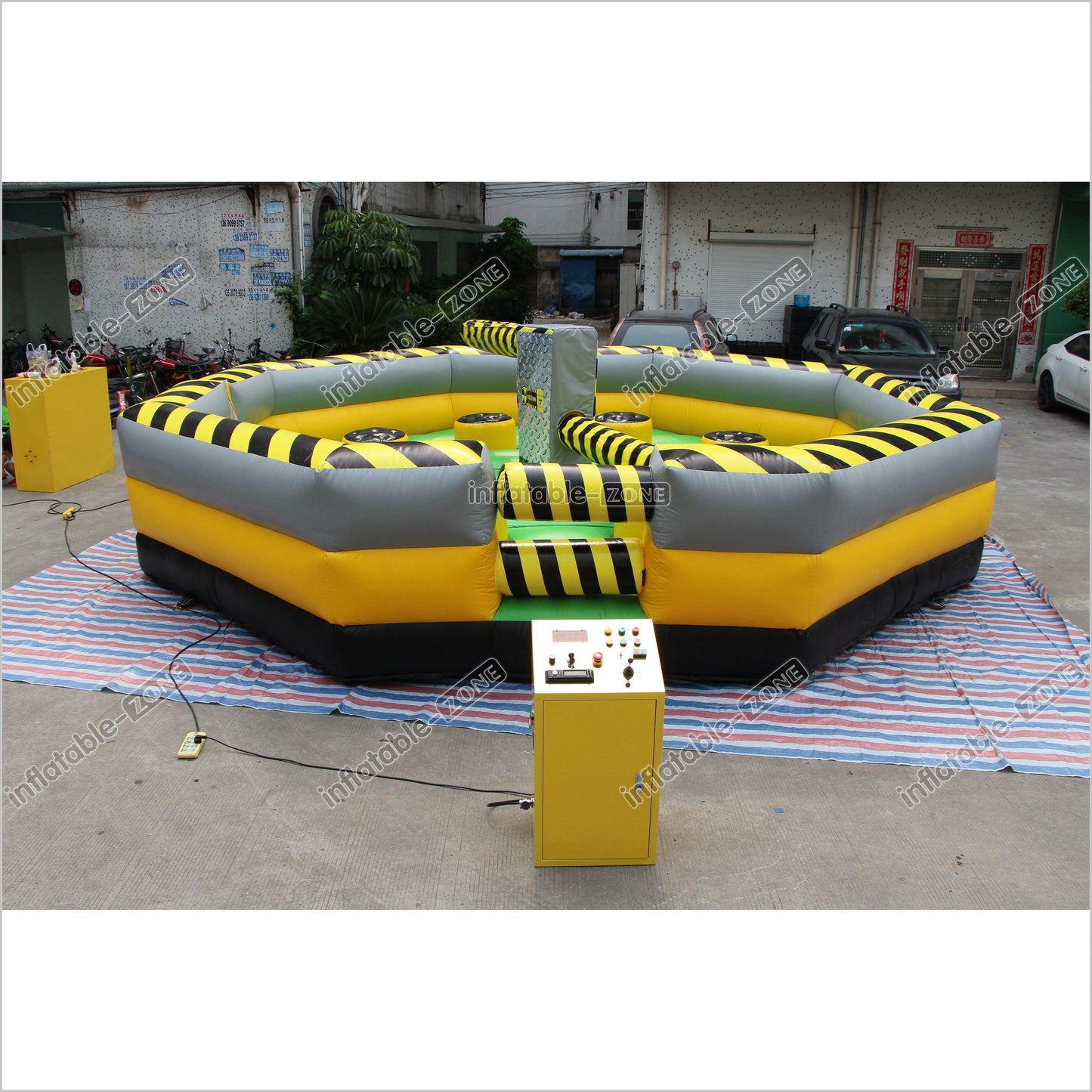 Outdoor Inflatable Wipeout Sports Games Mechanical Inflatable Sweeper Game For Kids And Adults - Inflatable-Zone