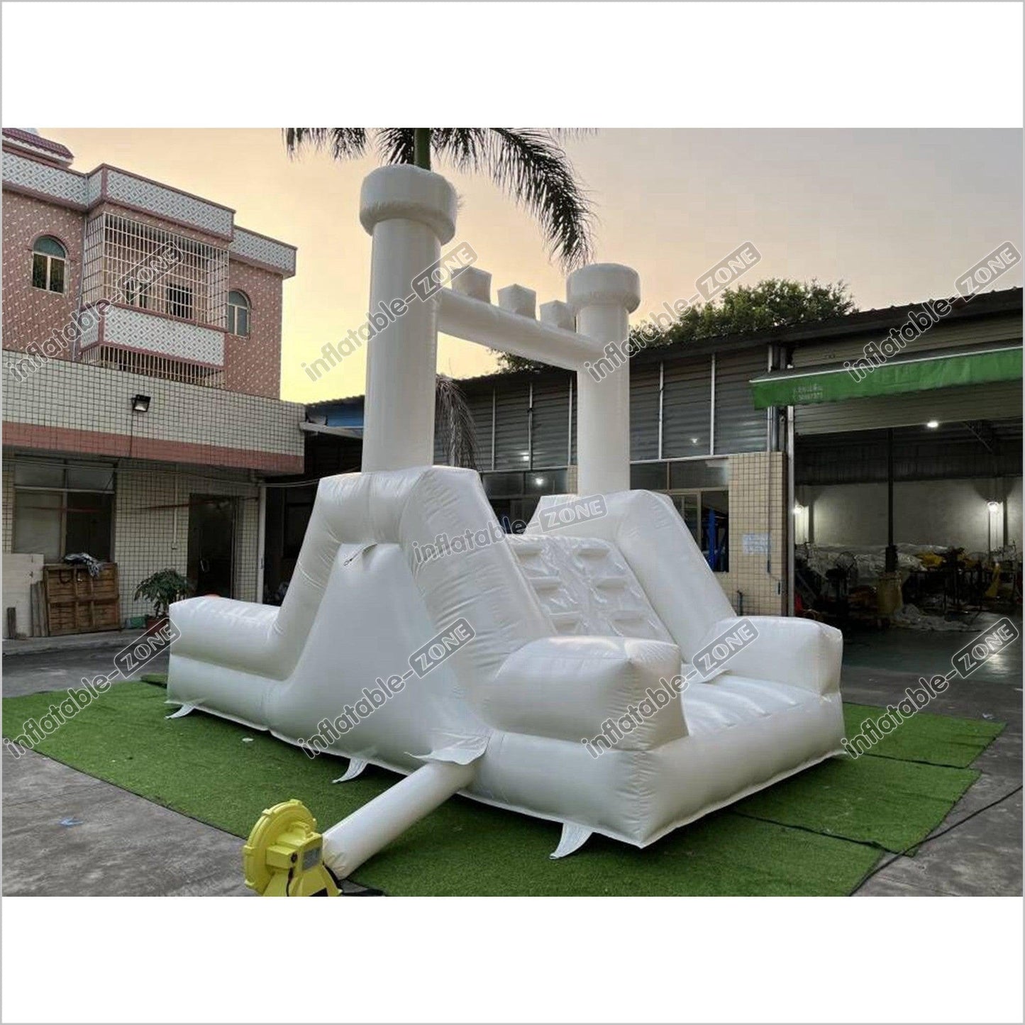 Inflatable White Bounce House With Slide Castle Wedding Jumping Castle - Inflatable-Zone