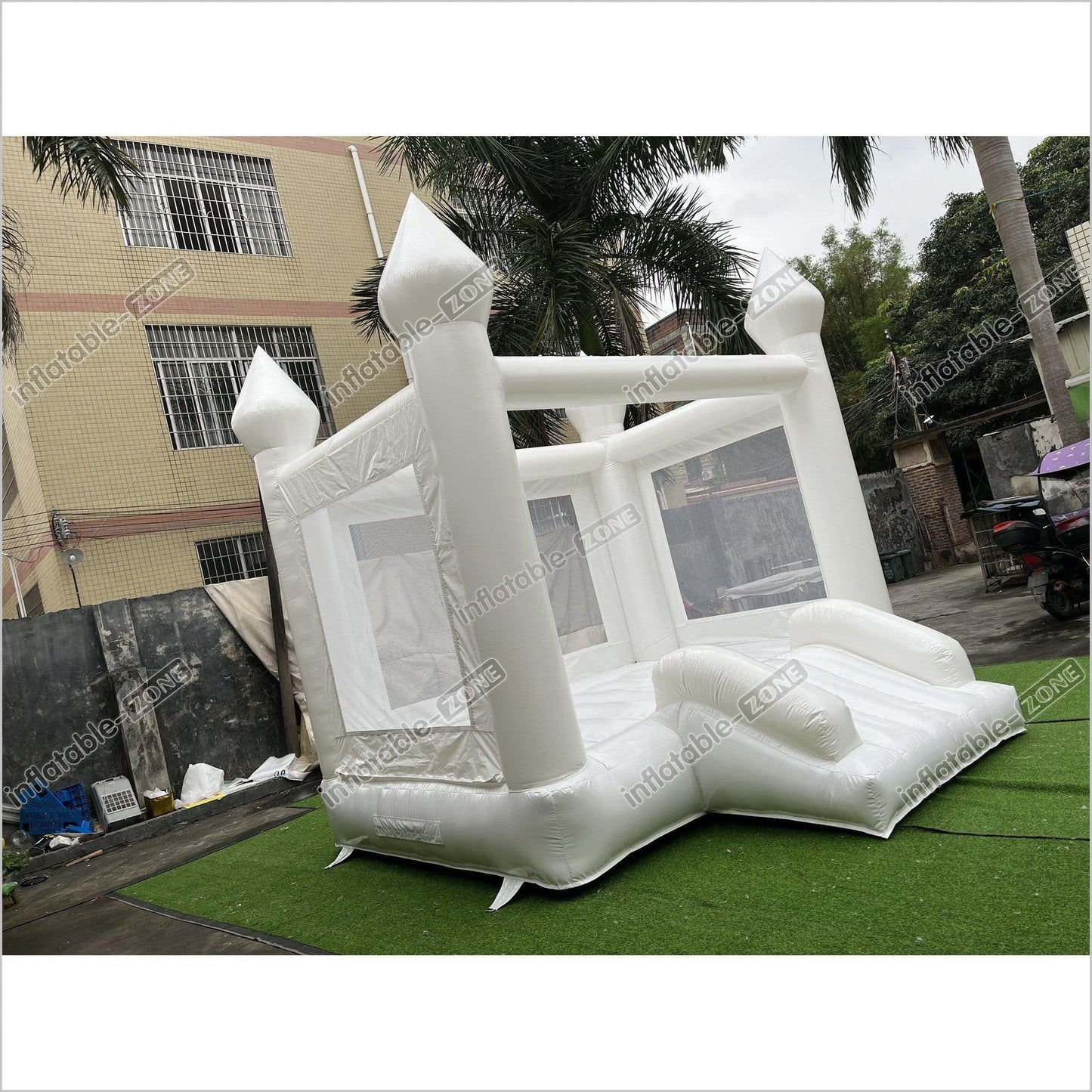 White Inflatable Bounce House White Castle Bounce House Jumper - Inflatable-Zone