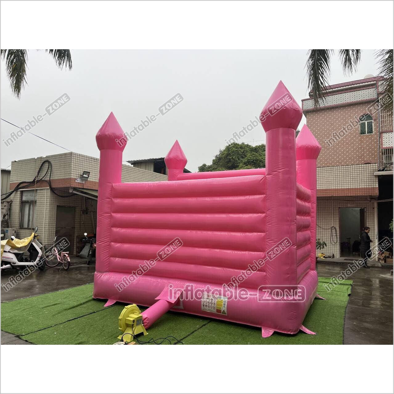 Pink Wedding Inflatable Bouncy Castle Backyard Bounce House For Outdoor Jumping Castle - Inflatable-Zone