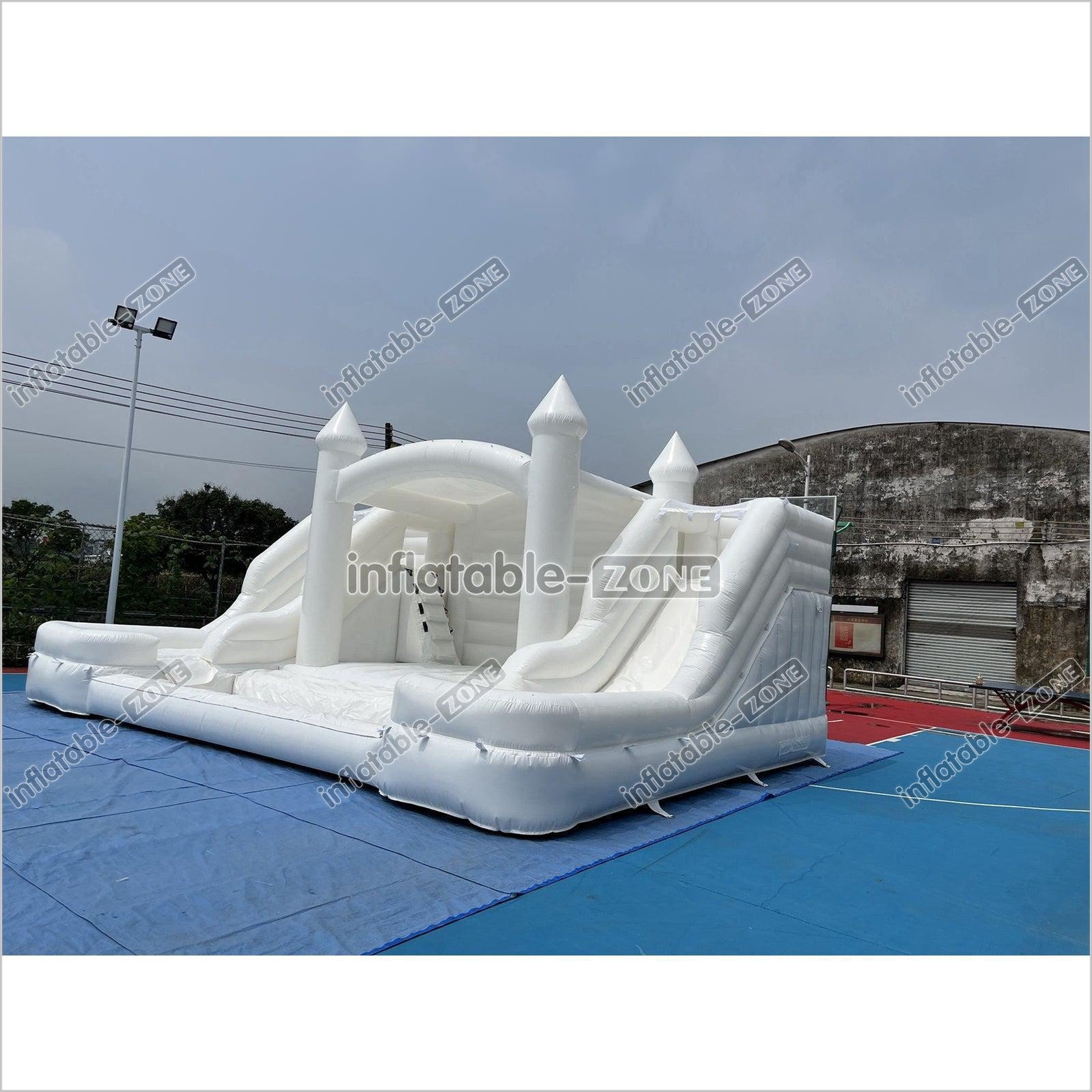 White Bouncer Castle Inflatable Water Slide Wedding Jumpy House Castle - Inflatable-Zone