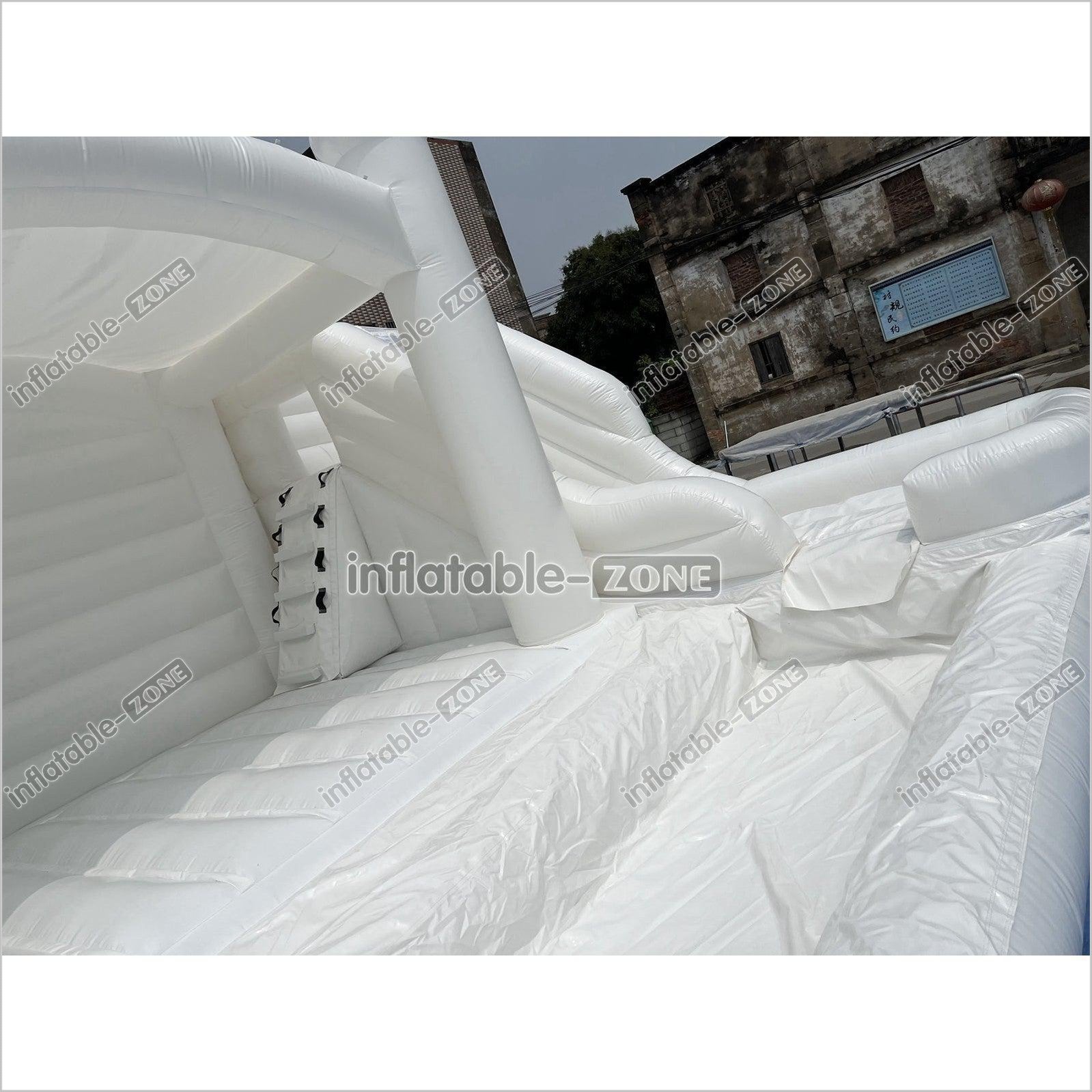 White Bouncer Castle Inflatable Water Slide Wedding Jumpy House Castle - Inflatable-Zone