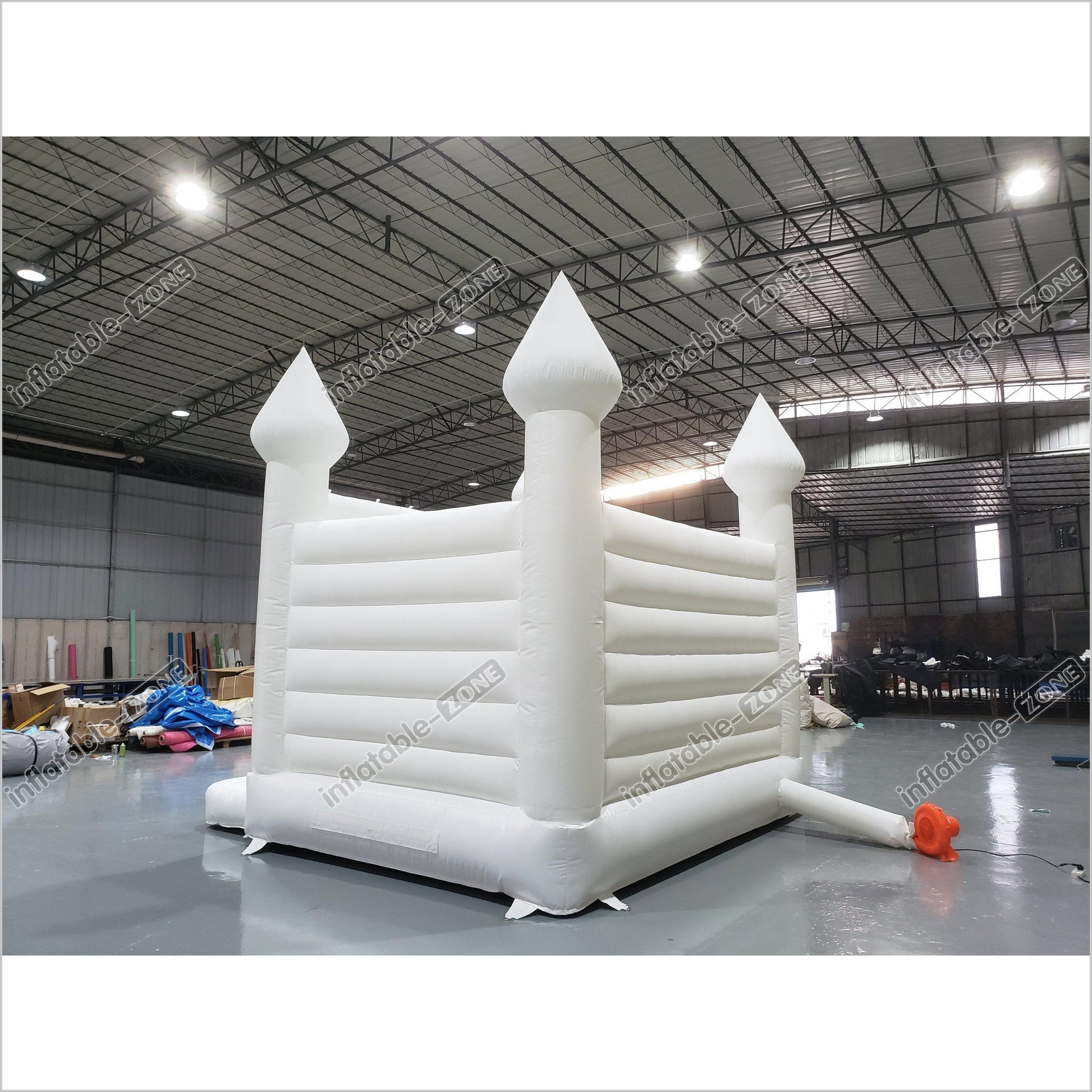 White Gorgeous Inflatable Wedding Bouncer Outdoor Bounce House Jumping Bouncy Castle For Kids Birthday Party - Inflatable-Zone